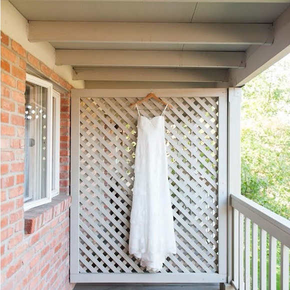 Beautiful Wedding dress perfect condition about size 2 - Picture 5 of 9